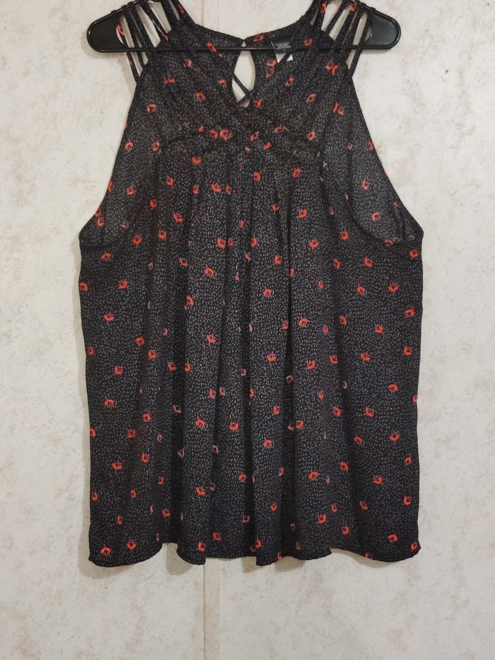 Torrid Black Sleeveless Strappy Camisole Tank Top with Pink Floral Print